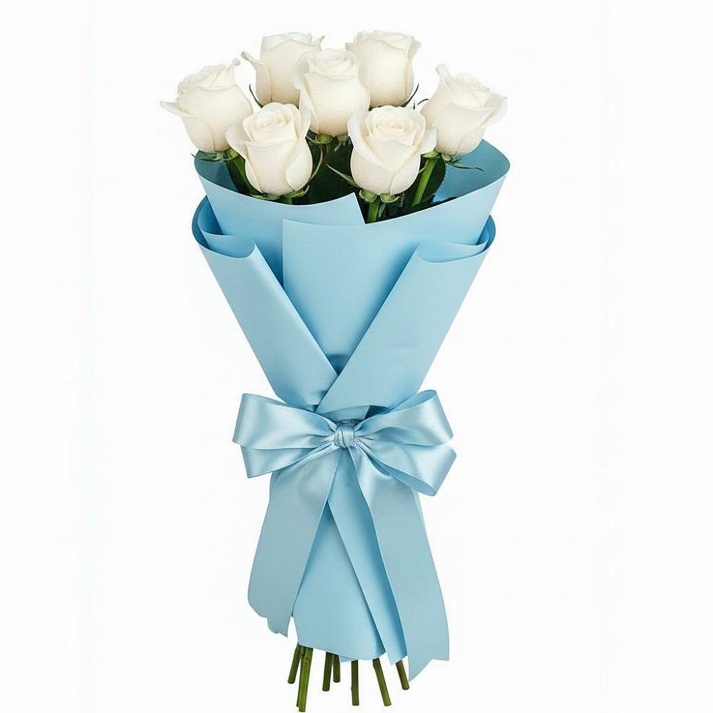 Букет 7 белых роз Проуд в Новокаякенте