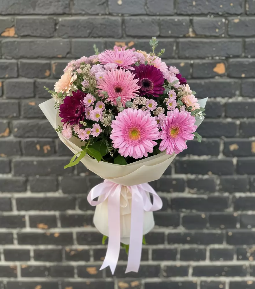 Букет цветов из: Герберы и Хризантемы в Новокаякенте