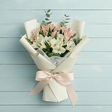 Букет цветов из:  Альстромерии в Новокаякенте