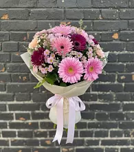 Букет цветов из:  Герберы и Хризантемы в Новокаякенте