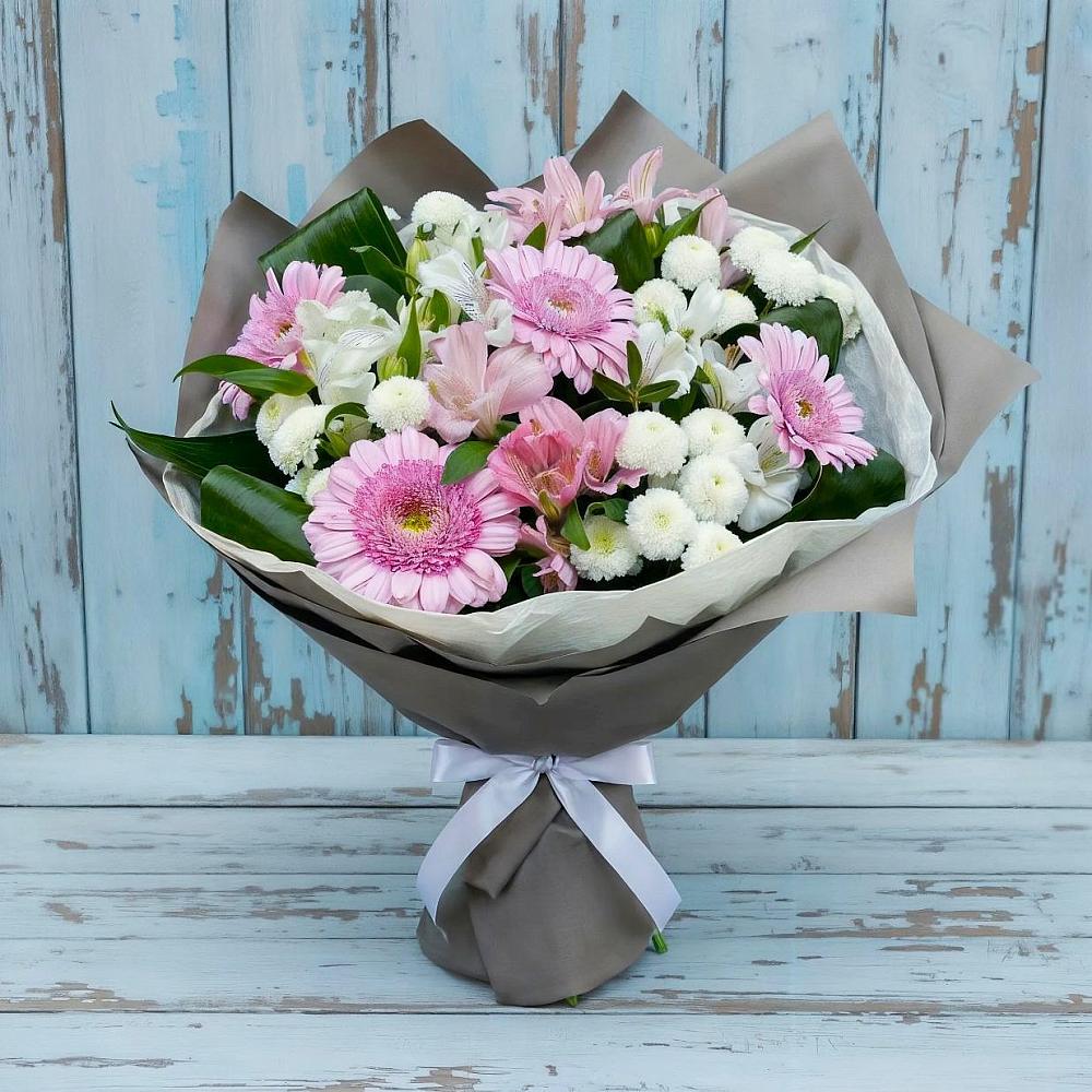 Букет цветов из: Герберы, Альстромерии и Хризантемы в Новокаякенте