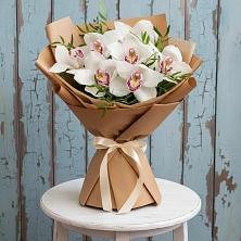 Букет цветов из:  Орхидеи и Розы в Новокаякенте